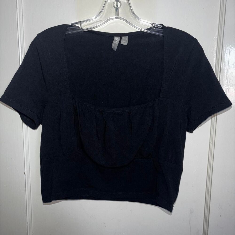 Asos Women's Black and Navy Crop-top